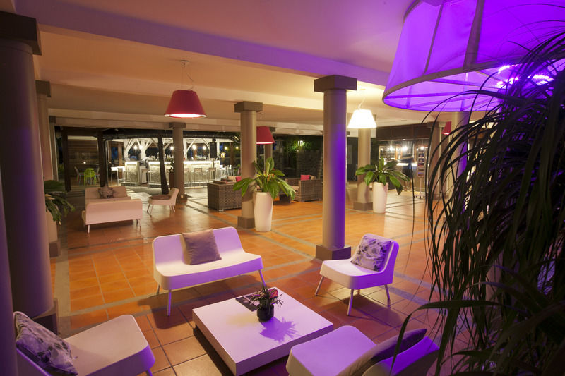 Hotel Les Creoles Saint-Gilles Les Bains Zewnętrze zdjęcie