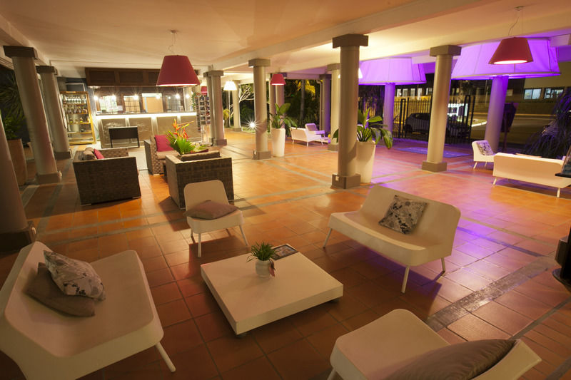 Hotel Les Creoles Saint-Gilles Les Bains Zewnętrze zdjęcie